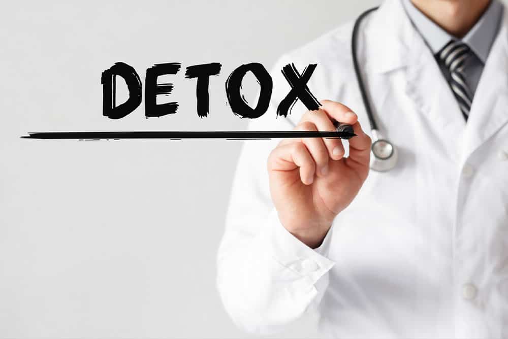 Why Is It Dangerous to Detox at Home?